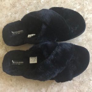 Koolaburra by Ugg Slippers Black size 9
